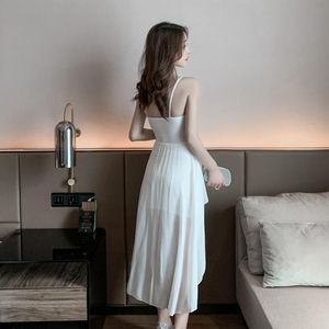 黑人巨鞭躁得嗷嗷叫
